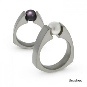 pearl set titanium rings 