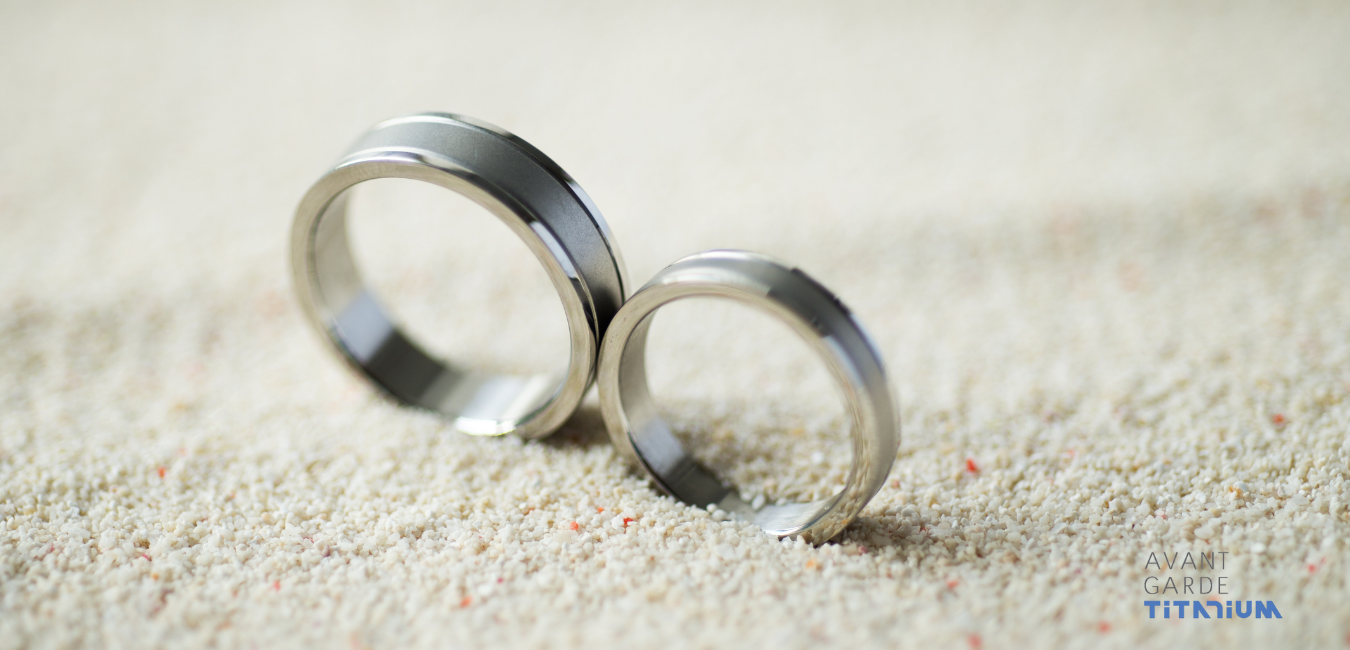 Engravable Simple Black Rings For Couples In Titanium
