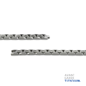 Titanium Bracelet With Brushed Center Links & Polished Screws